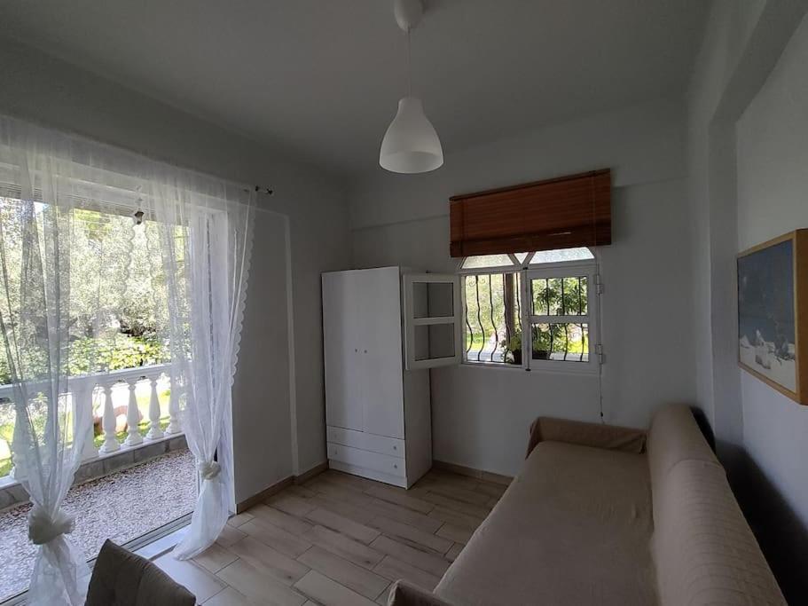 O&a By The Sea Apartamento Polychrono
